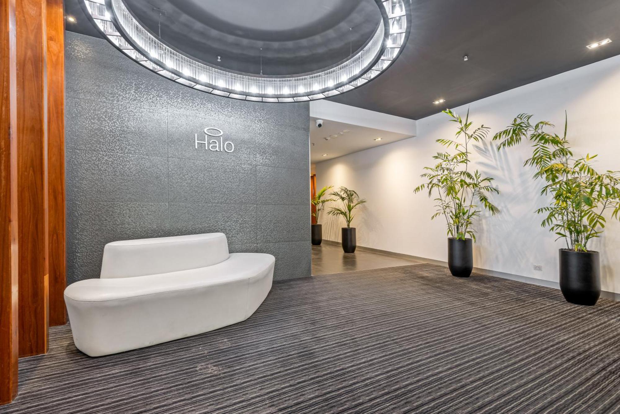 Complete Host Halo Apartments ملبورن المظهر الخارجي الصورة
