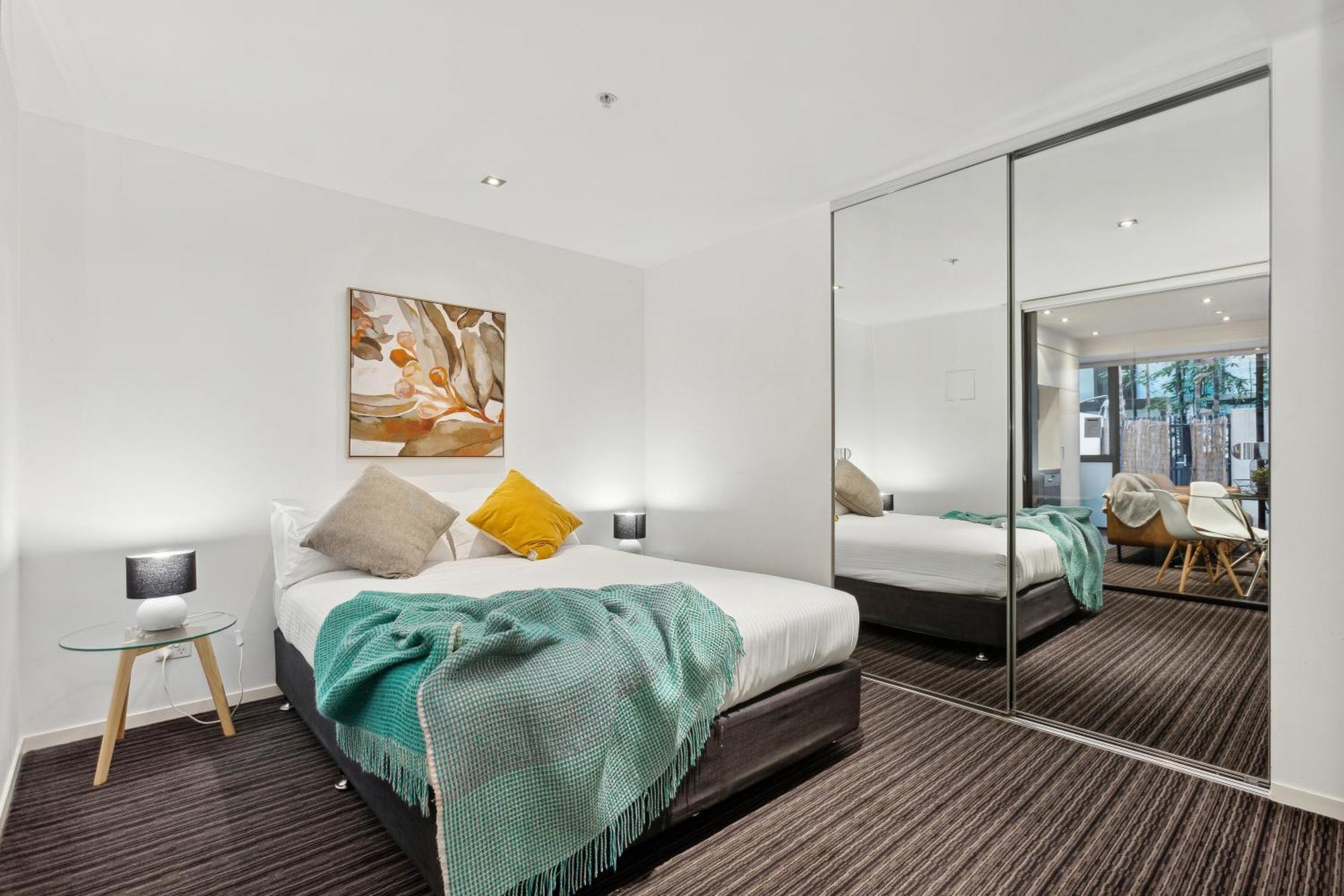 Complete Host Halo Apartments ملبورن الغرفة الصورة