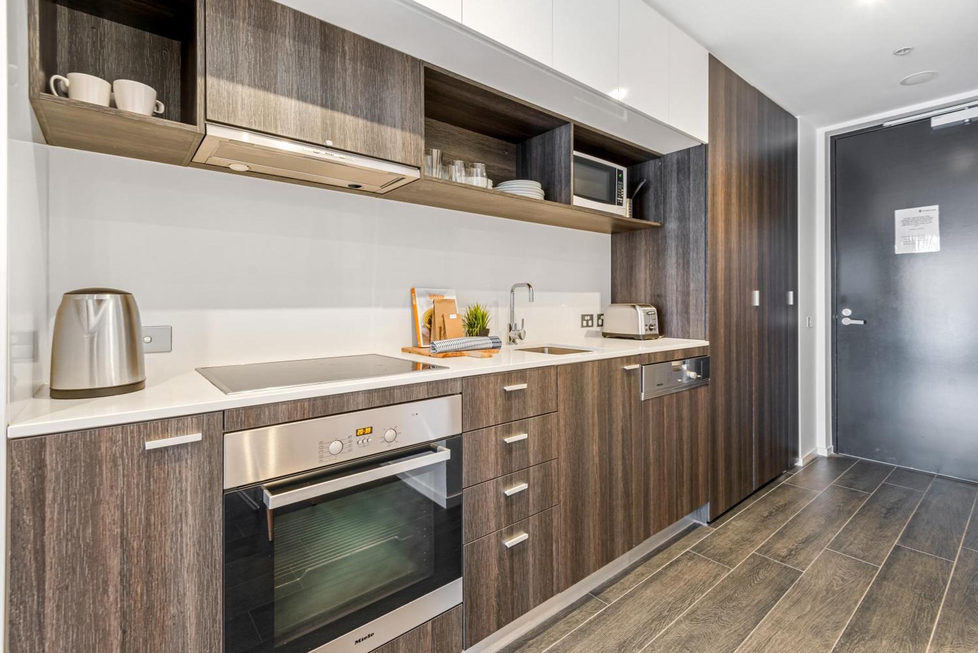Complete Host Halo Apartments ملبورن الغرفة الصورة
