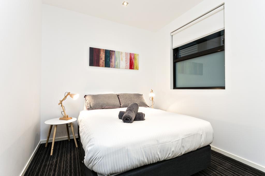 Complete Host Halo Apartments ملبورن المظهر الخارجي الصورة